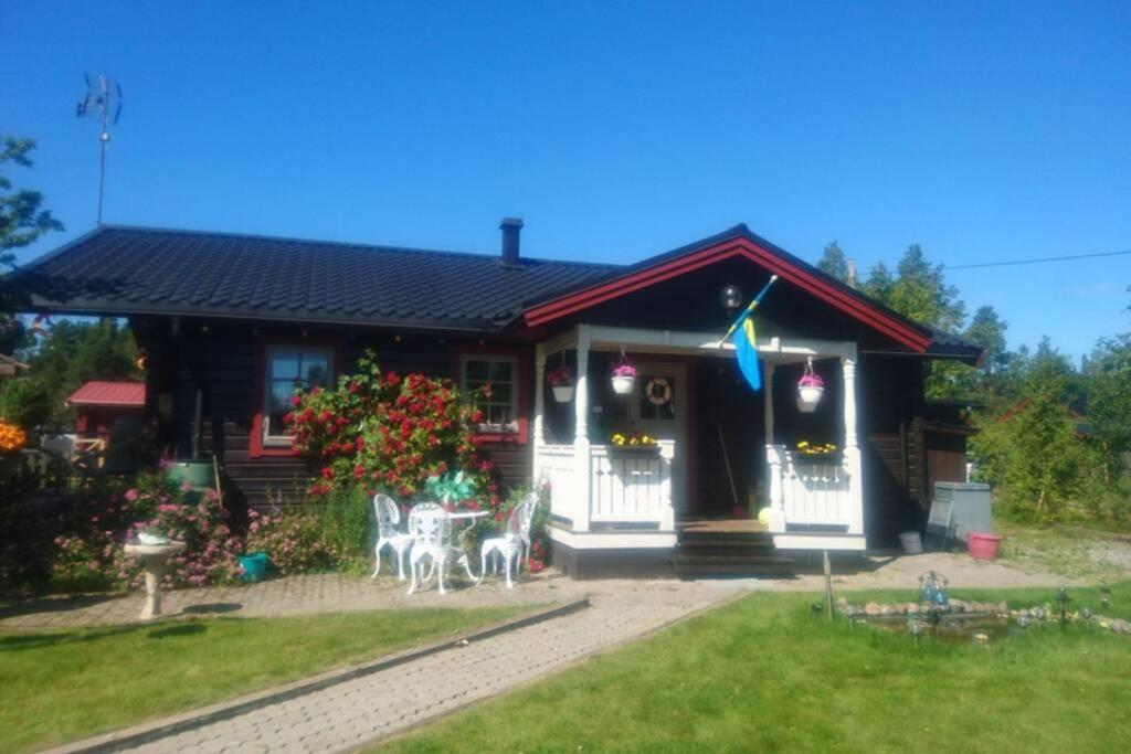 Cosy Non Smoking Cabin Close To Beach,Alnoe Sundsvall Kültér fotó